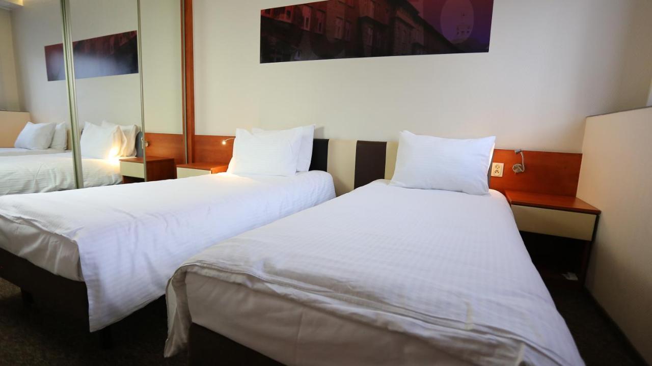 Eurohotel Katowice Nikiszowiec Bagian luar foto