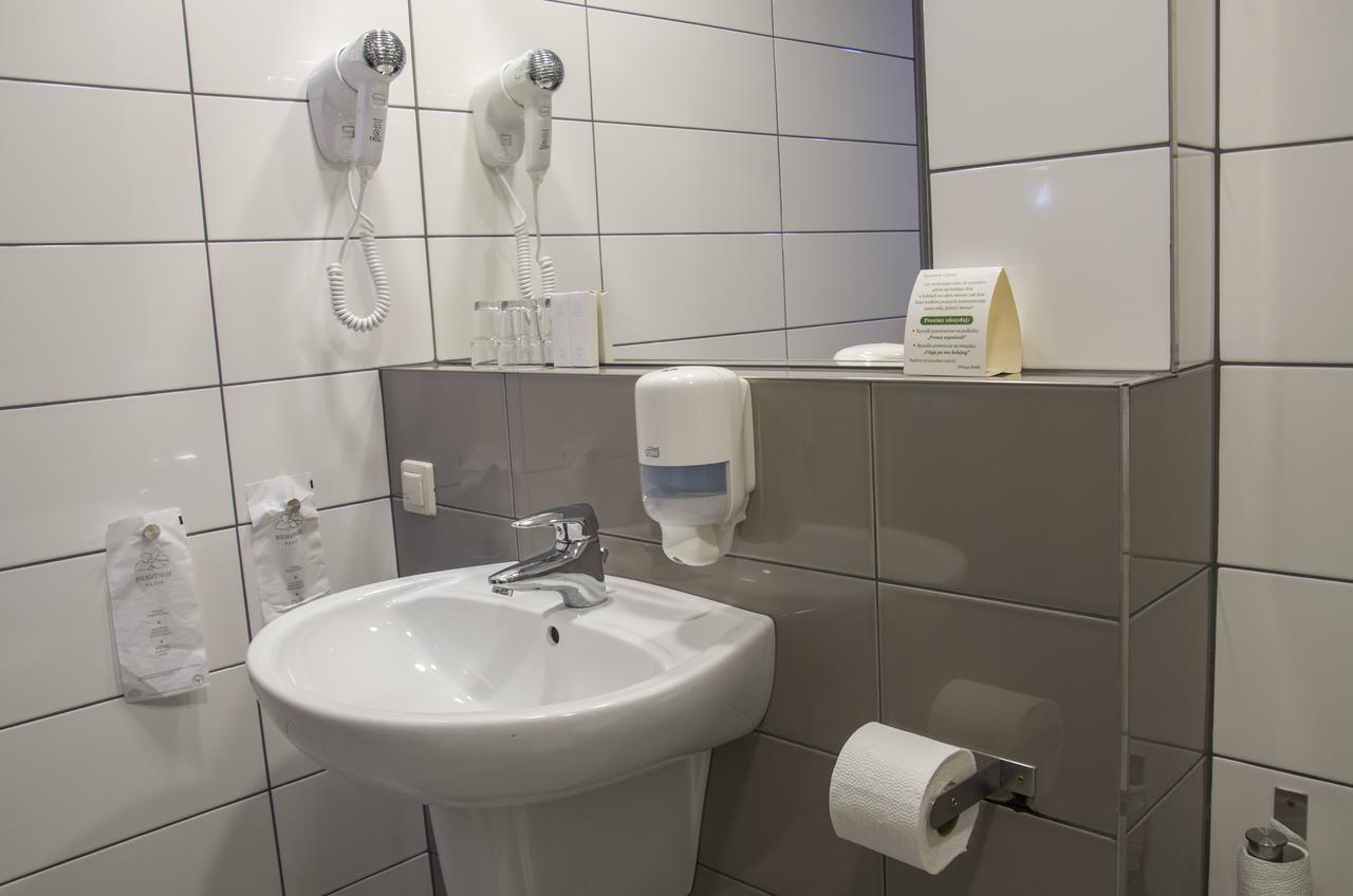 Eurohotel Katowice Nikiszowiec Bagian luar foto