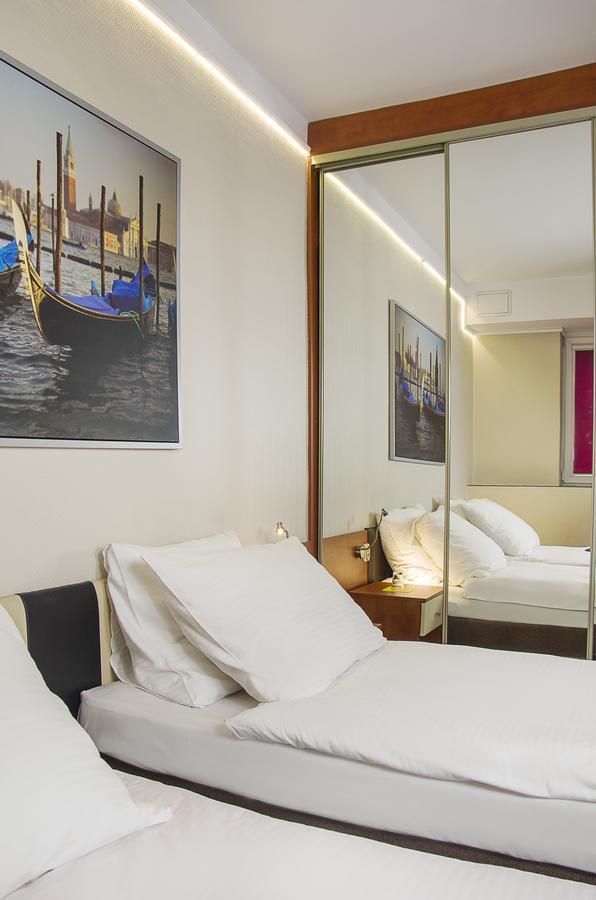 Eurohotel Katowice Nikiszowiec Bagian luar foto